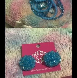 SASSY JONES AQUA MALIA!!! IN SEARCH OF!!!